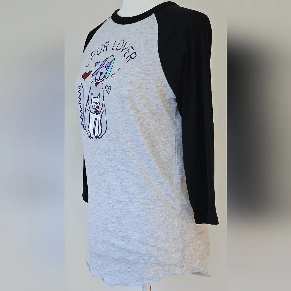 BOBS from Skechers Fur Lover‎ Gray and Black Raglan Shirt